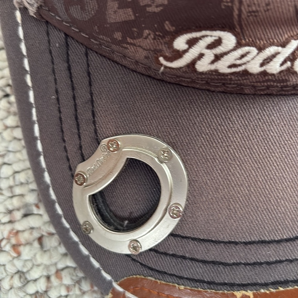 Brown Cap - Picture 2 of 7